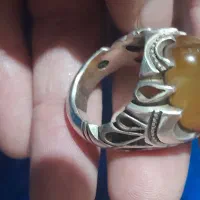 عقیق زرد  یمنی رگه دار|جواهرات|کوچصفهان, |دیوار