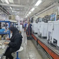 مونتاژ کار خانم و آقا کارخانه لوازم خانگی