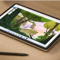 سرفیس لپ تاپ استودیو 2