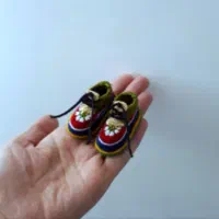 ماکت کفش دکوری دست دوز کوچولو گیفت
