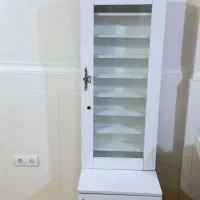 میز ناخن و استند لاک قیمت خرید به دلیل کمبود جا|آرایشگاه و سالن‌های زیبایی|بندر ماهشهر, |دیوار