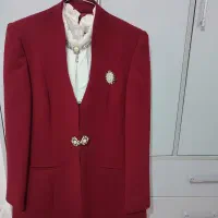 کت وشلوارشیک