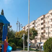 آپارتمان ۱۰۰متر نوساز رو‌به‌آفتاب شهریار باغستان