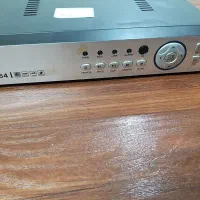 یک عدد دستگاه دوربین مداربسته به همراه هارد