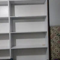 قفسه کمد دار