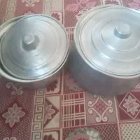 مقداری ظرف و یک تلوزیون رنگی میفروشم