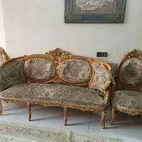 مبل سلطنتی کار کرده