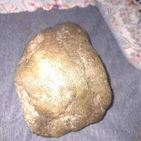 یک عدد سنگ مشکوک به شهاب سنگ|کلکسیون اشیاء عتیقه|شهریار, شهرک امیریه|دیوار