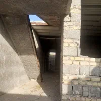 خانه نیم کاره