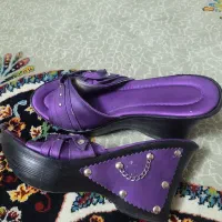 کفش|کیف، کفش، کمربند|کاشمر, |دیوار