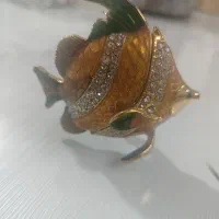 ماهی نگین دار برنز اصل نو وجا جواهراتی
