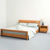 تخت خواب پیرو و دو عدد پاتختی برند پیرو