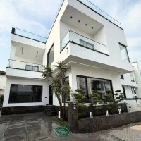 350 متر ویلای مدرن شهرکی/استخردار/مدارک بنجکول