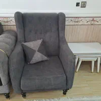 مبل ۷ نفره سالم و گل میز سفید