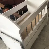 گهواره متحرک نوزاد