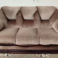 مبلمان راحتی در حد نو کاملا تمیز