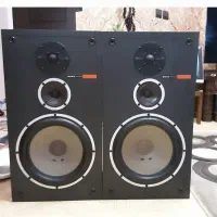 پایونیر، تیاک، وباند همه در حد و کارتن