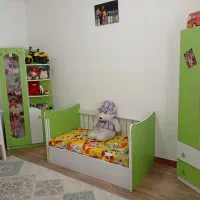 تخت و کمدکودک