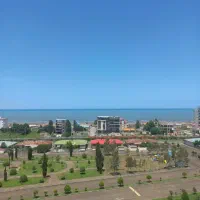 فروش ۲۱۵ متر آپارتمان ۴ خوابه صفر  خ معلم