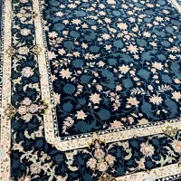 یه جفت فرش ۹متری با کناره۱۲۰۰شانه گل برجسته درحدنو