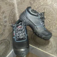 کفش ایمنی|کیف، کفش، کمربند|بندر امام خمینی, |دیوار