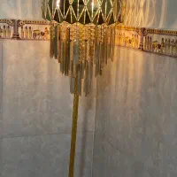 اباژور کنار سالنی|چراغ خواب و آباژور|قدس, شهر‌قدس|دیوار