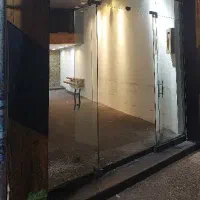 مغازه بر رحمت آباد قصر دشت 43 متر کف 15 متر بالکن|اجارهٔ مغازه و غرفه|شیراز, خلدبرین|دیوار