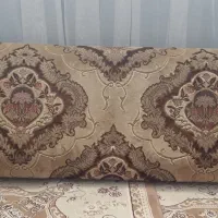 سه عدد پشتی