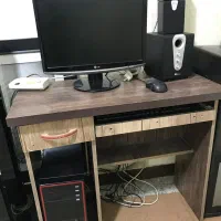 فروش کامپیوتر با میز