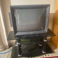 فروش تلویزیون ومیز تلویزیونی کاملا سالم
