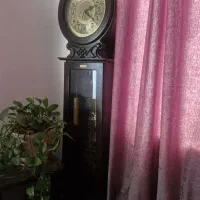 ساعت ایستاده سالم