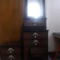 میز آرایش ودراور یک عدد با تختی