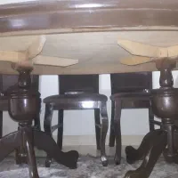 میز نهار خوری 8نفر  فقط فقط میز وسط