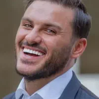 ۲ عدد بلیط کنسرت آرمین زارعی تهران