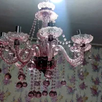 لوستر شیک ۸شاخه صورتی ۵ملیون وتلویزیون سیاه سفید|لوستر و چراغ آویز|تهران, جمهوری|دیوار