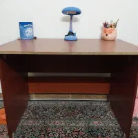 میز تحریر و میز کامپیوتر