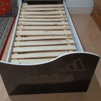 تخت طرح آدیداس