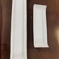 تعدادی ظروف چینی سفید رنگ و بلور رنگی|ظروف سرو و پذیرایی|تهران, عباسآباد|دیوار