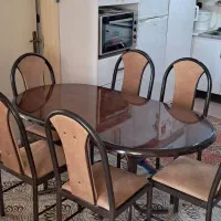 میز ناهارخوری فلزی