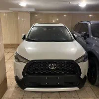 کرولا کراس هیبرید