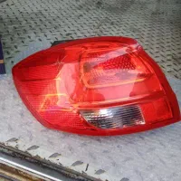 چراغ خطر عقب کوییک