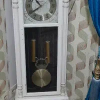 ساعت ایستاده و بوفه همرا باوسایل