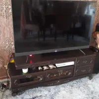 میزTV|میز تلویزیون|تهران, فلسطین (میدان انقلاب)|دیوار