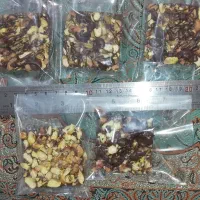 شکلات مغز پسته ای|خوردنی و آشامیدنی|کاشمر, |دیوار