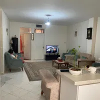 ۷۵ متر _ ۲ خواب _ چهار باغ