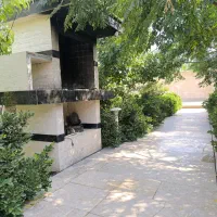 استخر سرباز دوخواب زردنجان|اجارهٔ کوتاه‌مدت ویلا و باغ|اصفهان, سرشبادران|دیوار