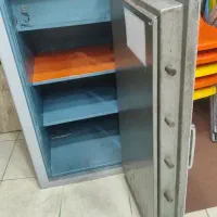 گاوصندوق ۷۵۰k خرم قدیمی نسوز درحدنو