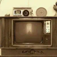 تلویزیون قدیمی مناسب دکور کافه