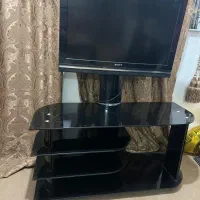 تلویزیون ،میز،پرده