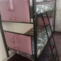 تخت دو طبقه